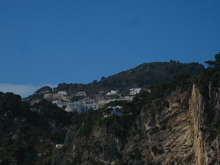 05.218- Xalets. Penya-segats. Faraglioni. Capri. Napoli. Italia. 16-6-2010