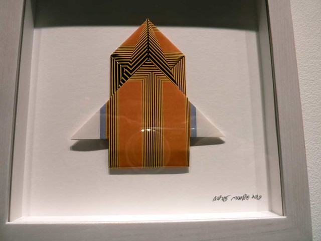 P1050633-2010-12-10-Emily-Amy-Gallery-Nate-Moore-Origami-Single-Detail