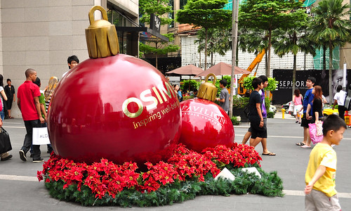 Christmas Decorations @ Pavilion Kuala Lumpur (2) | The Lion and the ...