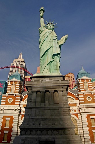 statue of liberty las vegas vs new york. Las Vegas 0207 Statue of Liberty @ New York, New York
