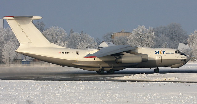 IL-76TD der SKY Georgia