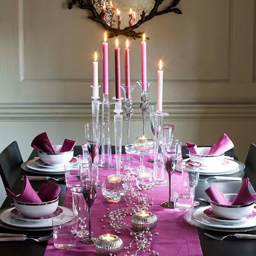 newhouseofart-Romantic-Christmas-Table-Decoration