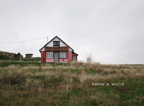 crimea_lonely house ©  kakna's world