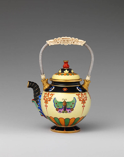 001-Tetera-Porcelana de Sèvres 1832-34-© 2000–2010 The Metropolitan Museum of Art