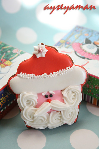 santa cupcake cookie
