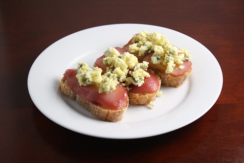 Crostini with Poached Pears, Gorgonzola, and Honey