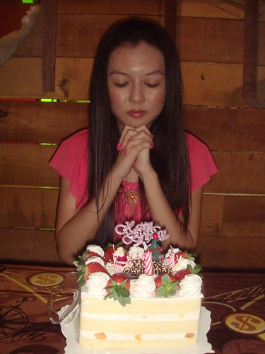 Chee Li Kee making wishes