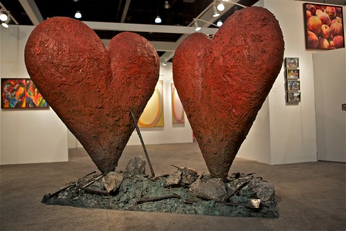 Dine hearts sculpture from LAAS 2011