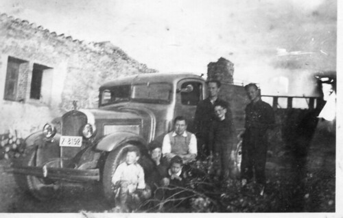 Camió Hispano Suiza de la família Casanovas de Sant Feliu de Codines (Vallès Oriental)