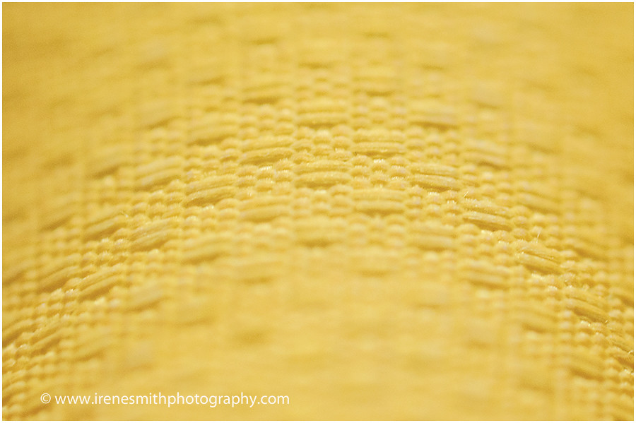 Color - yellow, texture - any