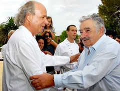 El almuerzo del Presidente Mujica y Francis Mallmann…. regado de vinos uruguayos