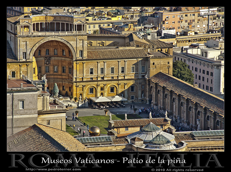Roma - Museos Vaticanos - Patio de la piña