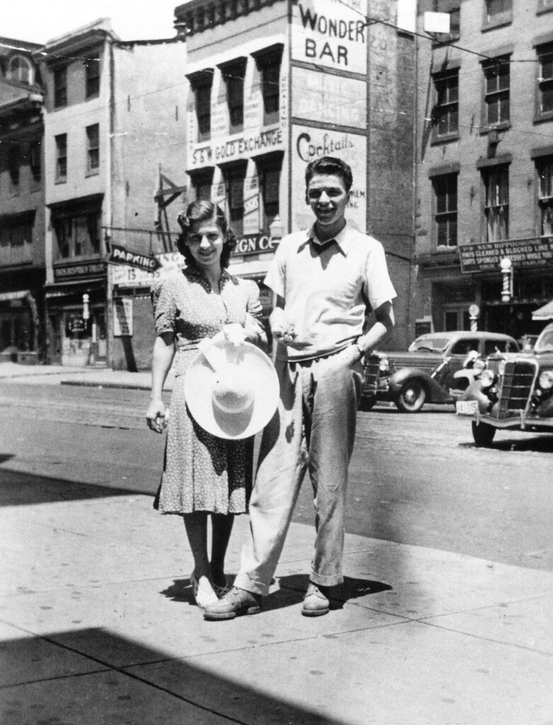 Frank Sinatra and wife Nancy