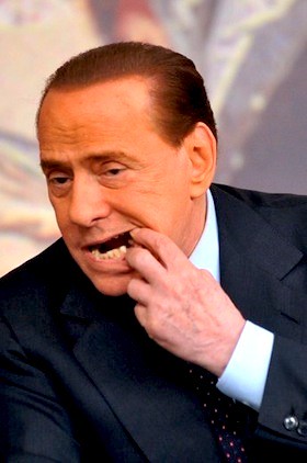 Nella sera di San Valentino tutti i Tg innamorati di Berlusconi