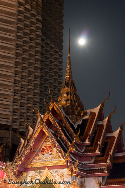 Makha Bucha Day Bangkok - Full Moon (without Party)