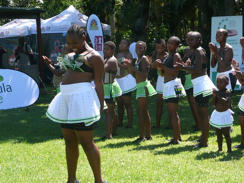 Dancer in Durban Botanical Gardens
