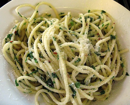 Pasta with Garlic, Olive Oil, and Parsley or Aglio e Olio