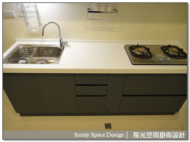 廚具工廠-台北市福德街許小姐一字形黑白配廚具-陽光空間廚衛設計