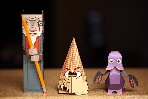 Papertoy Monsters Book 005
