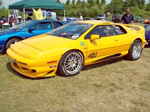 1987 Lotus Esprit Turbo. 344 Lotus Esprit V8 (1996-98)