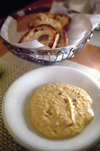Housemade hummus and bread