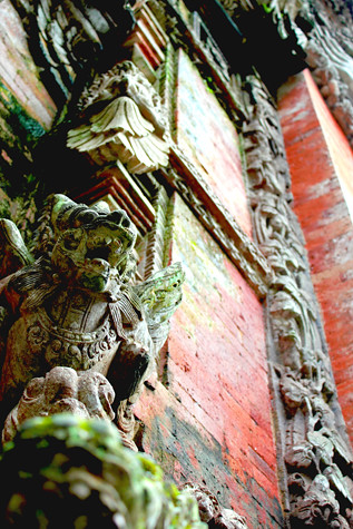 Ubud Temple Beast