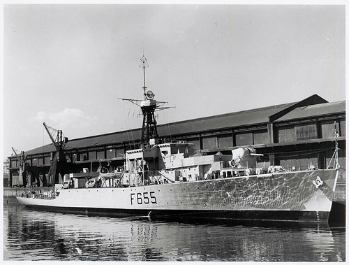 HMS Loch Tralaig