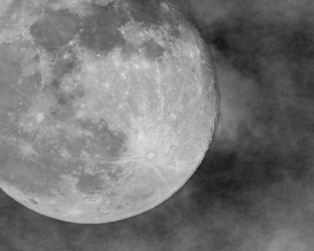 moon-grey-1280-1024