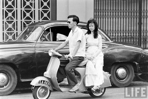 Saigon 1961 - Le Loi Avenue