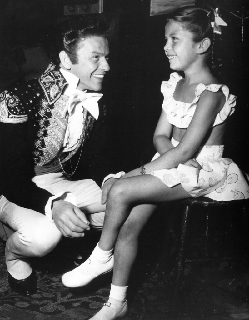 Frank Sinatra and daughter Nancy