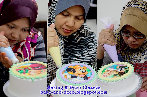 Batch 26 Dec 2010:Combo D - Basic Buttercream Cake & Drawing on Buttercream Cake