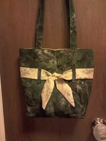 My new purse.  Not really thrilled that the green marbled fabric looks so camo...