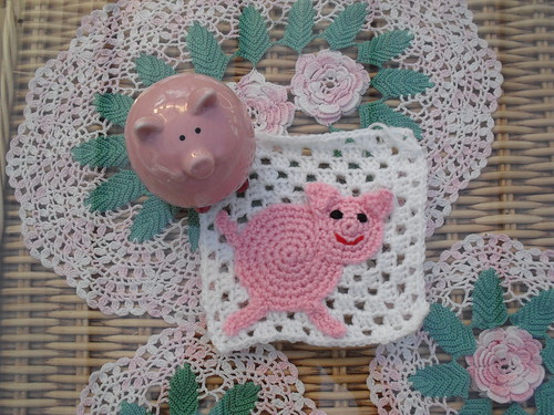 A Piggie Square for our 'Farmyard Challenge!' OOoooooh, my favourite!!!! :)