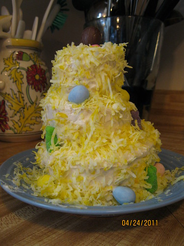 4/24/11: Finished tiny Easter cake