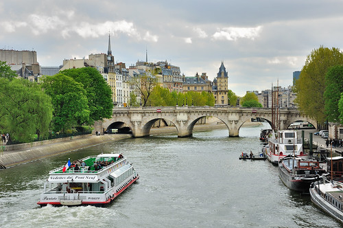 Paris : The Pont Neuf by Pantchoa
