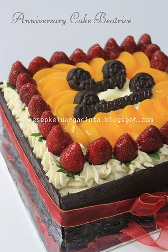 Anniversary Cake Beatrice