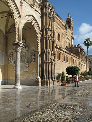 Palermo. Cattedrale. Fianco