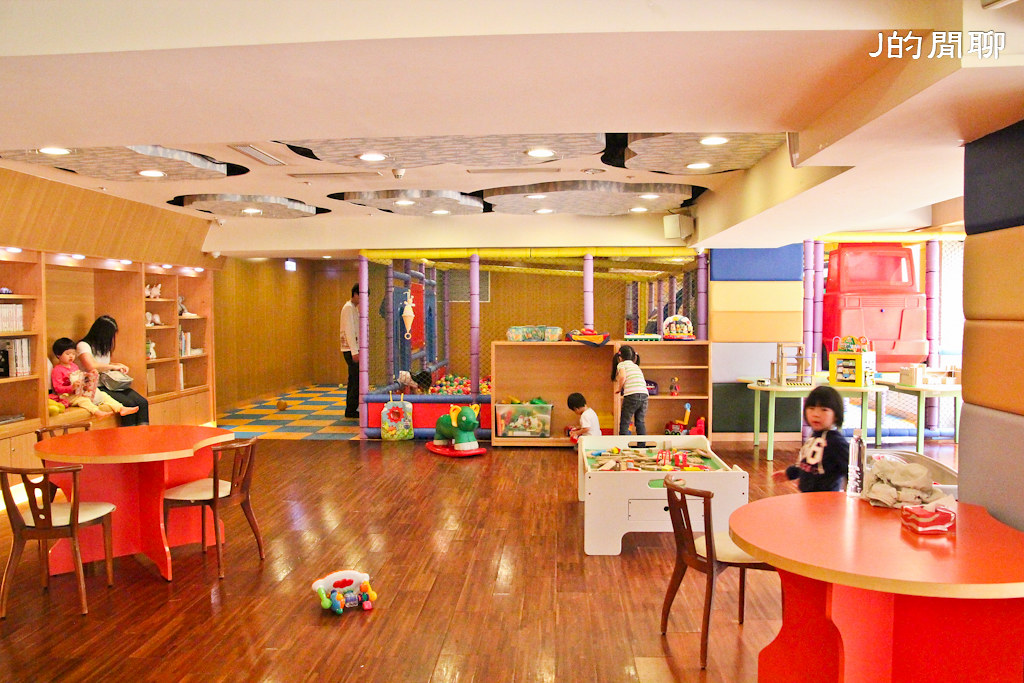 台中兒童藝術館20110423-0033-J的閒聊