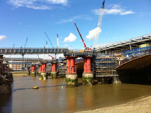 Work on Blackfriars Bridge, London by despod
