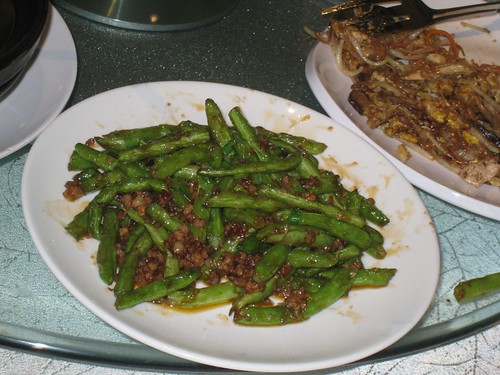 french beans... or smthing like that. tastes great but was a bit too salty and oily