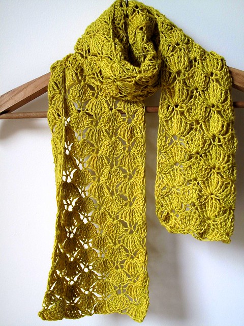 Wasabi Squeeze Scarf