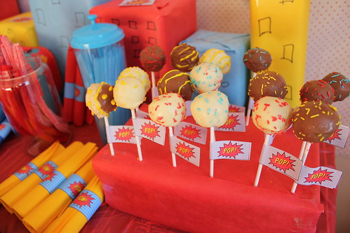 Cake pops at the Superhero Party