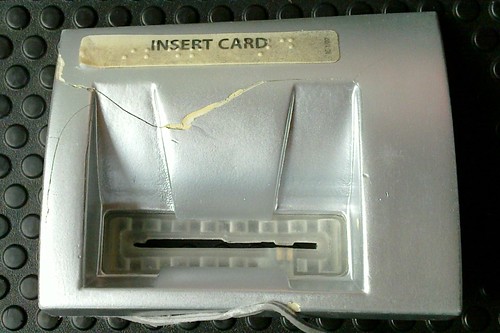 I Found an ATM-Card Skimmer