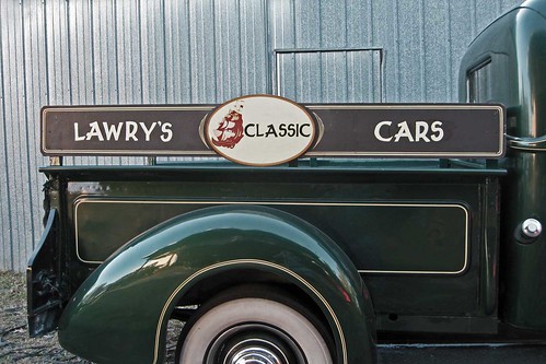 Lawry's Classic Cars