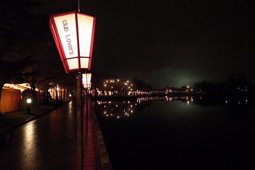高田公園の夜