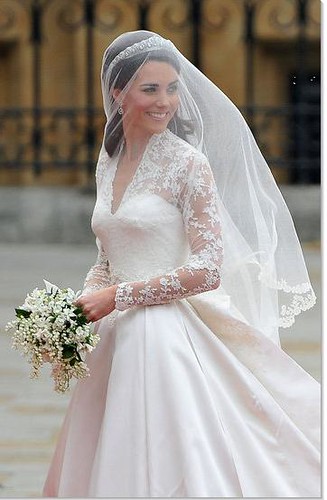 Kate Middleton Veil Alexander McQueen dress Royal Wedding
