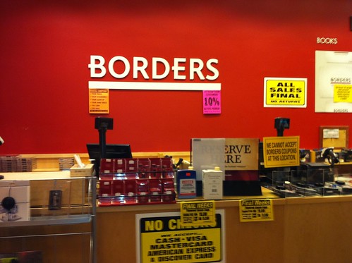 Borders closing