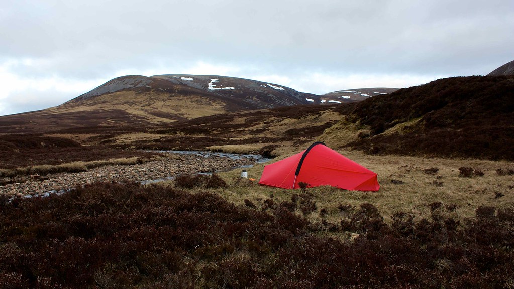 Beinn Iutharn Mhor and Tent