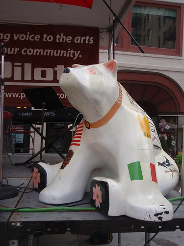 Italian art bear