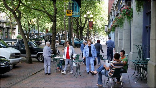 a walkable neighborhood in Seattle (by: Ped/Bike Information Center via Walk-Friendly Cities)